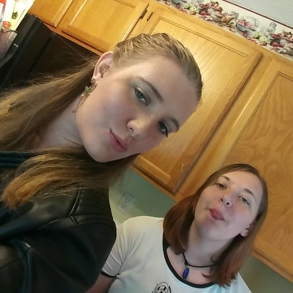 Meet your Posher, Calley